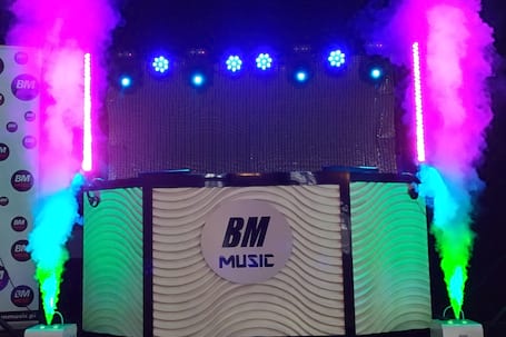 Firma na wesele: BM MUSIC - DJ/Wodzirej/Konferansje